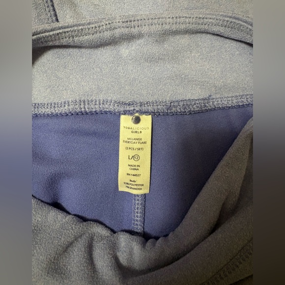 Yogalicious Girls Flare Leggings in Navy, Sky Blue, and Pink - Picture 4 of 5